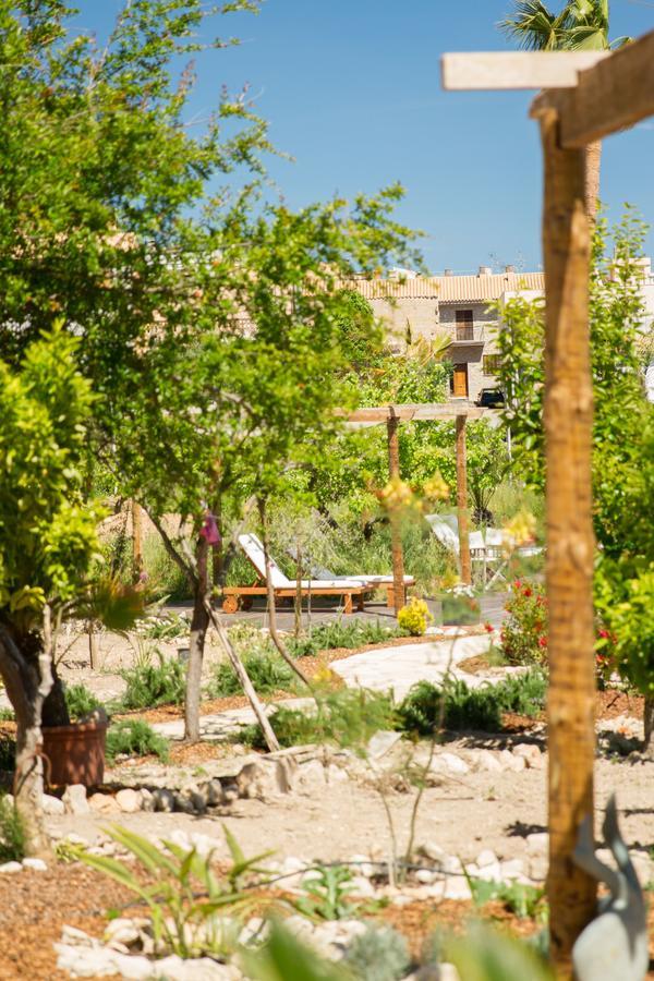 Home Hotel The Pink Pepper Tree Lloseta Exterior foto